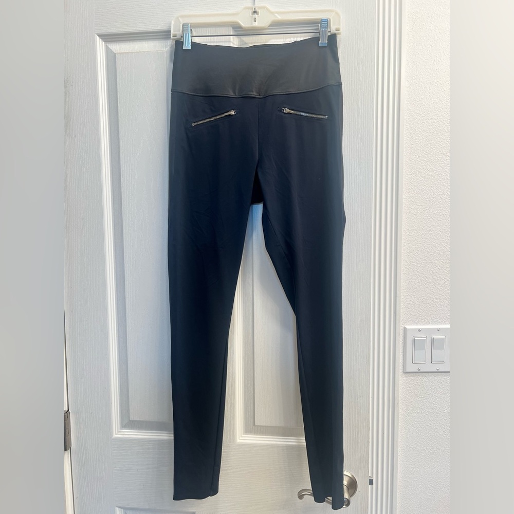 ADAY Black and Navy Leggings with Subtle Design